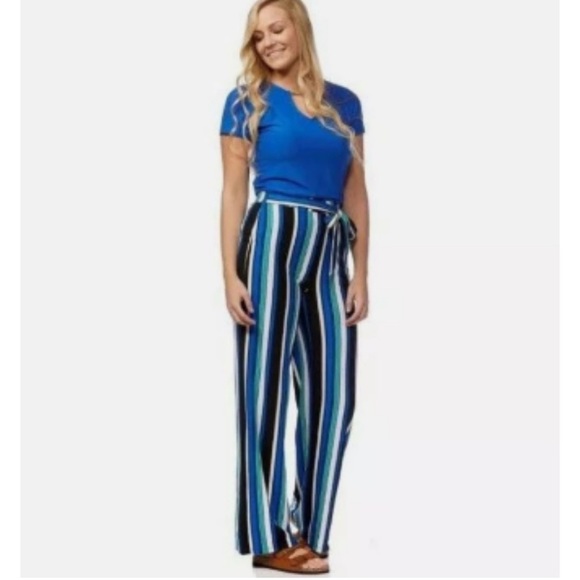 Pants - NWT| Stripped Wide Leg Pants